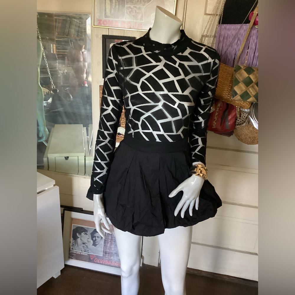 NWT CBR sheer bubble